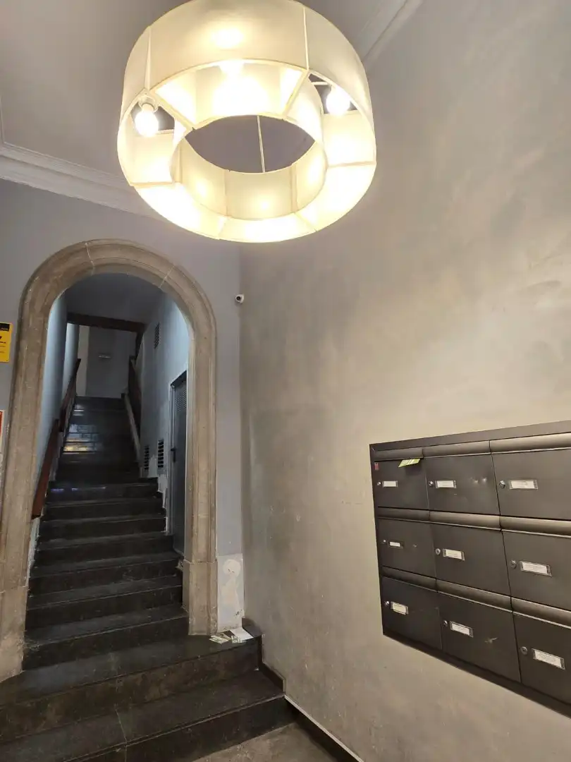 Estudio en venta en Barcelona con Balcón