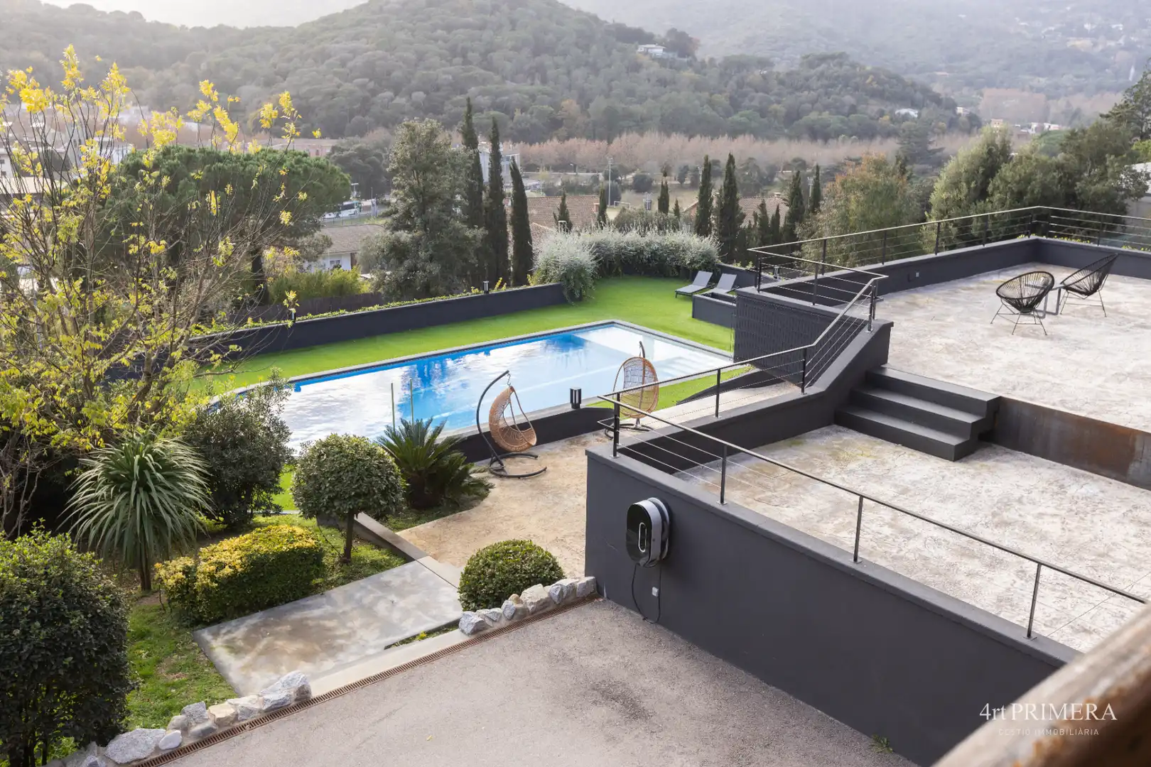 Swimming pool of Houses for sale in Vallromanes  with Air Conditioner, Heating and Private garden