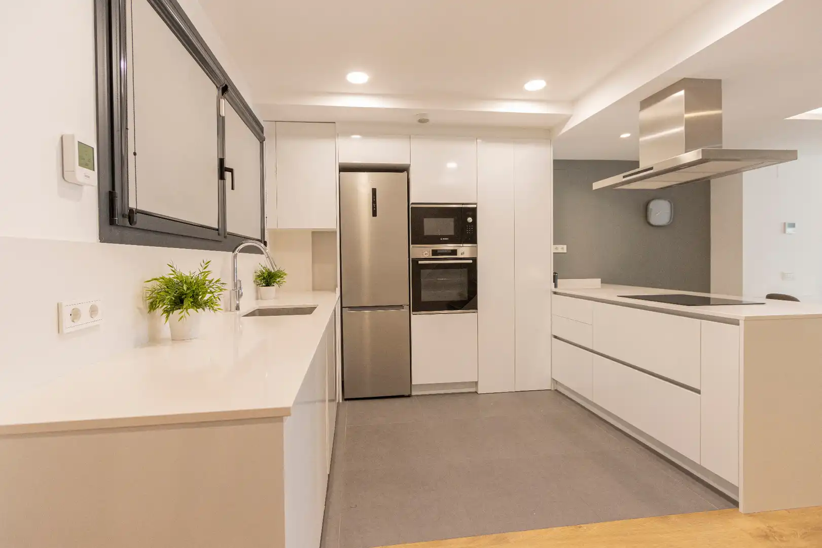 Kitchen of Duplexes for sale in Barcelona  with Air Conditioner, Heating and Parquet flooring
