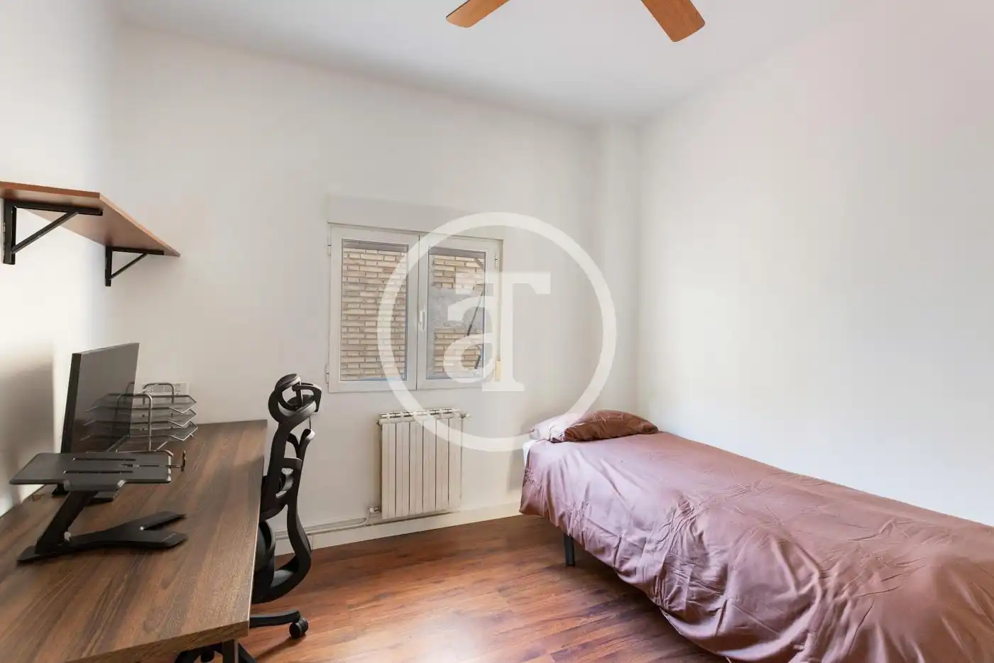 Flat for rent in Calle de la Iglesia, Opañel
