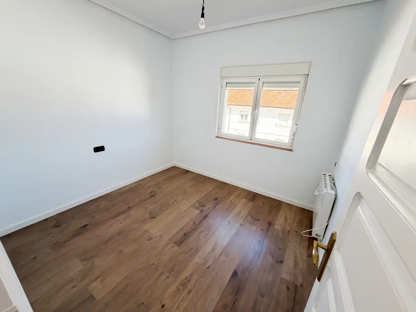 Schlafzimmer von Wohnung zum Verkauf in Castrillón mit Heizung und Abstellraum