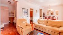 Living room of Flat for sale in  Madrid Capital