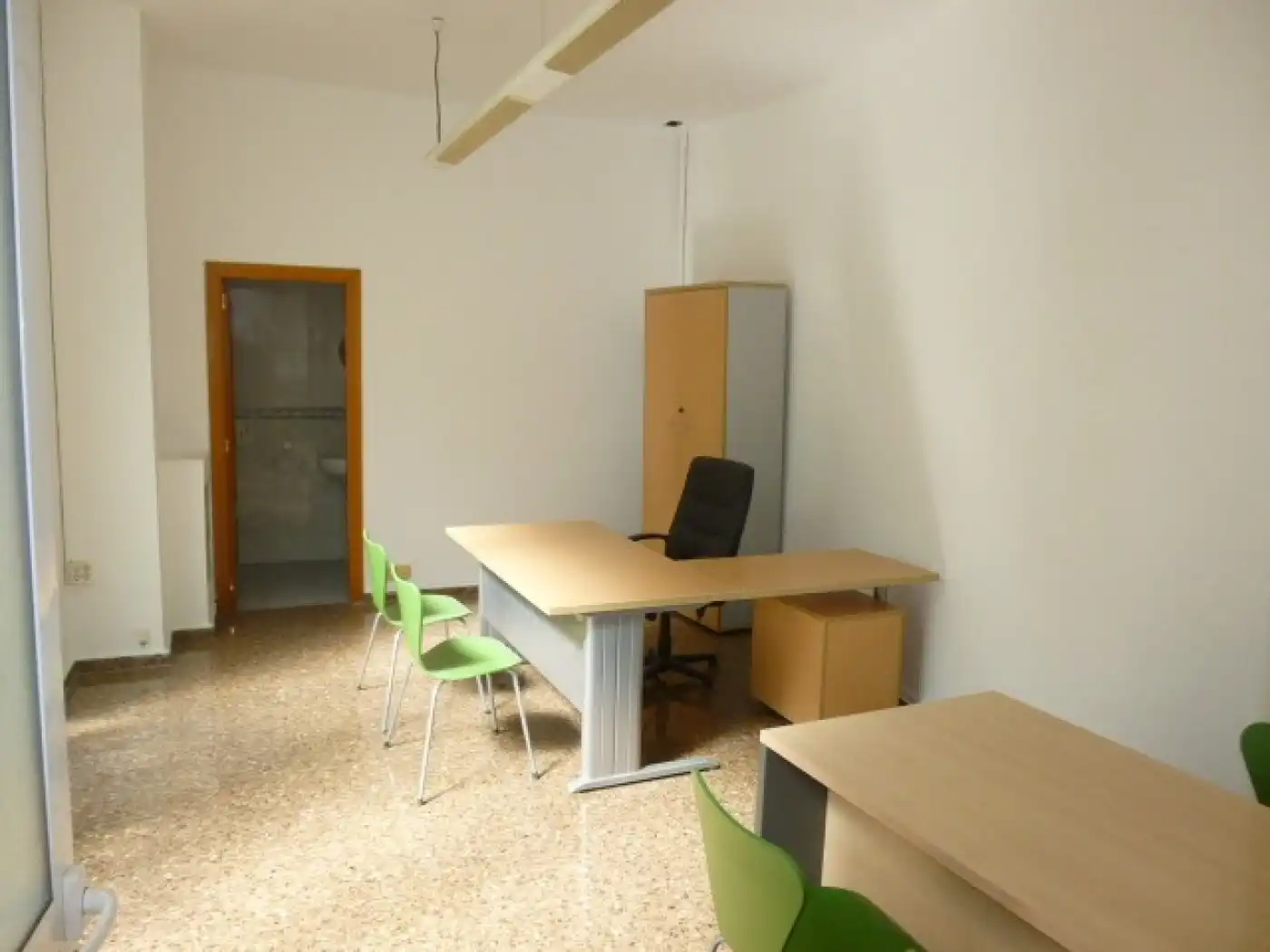 Local de alquiler en Valencia con Aire acondicionado