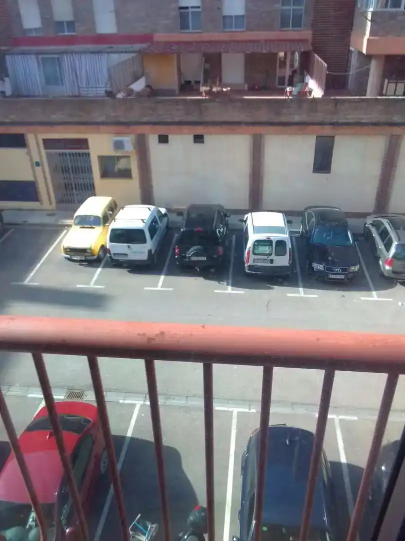 Parkplatz von Wohnung zur Miete in Calatayud mit Schwimmbad und Balkon