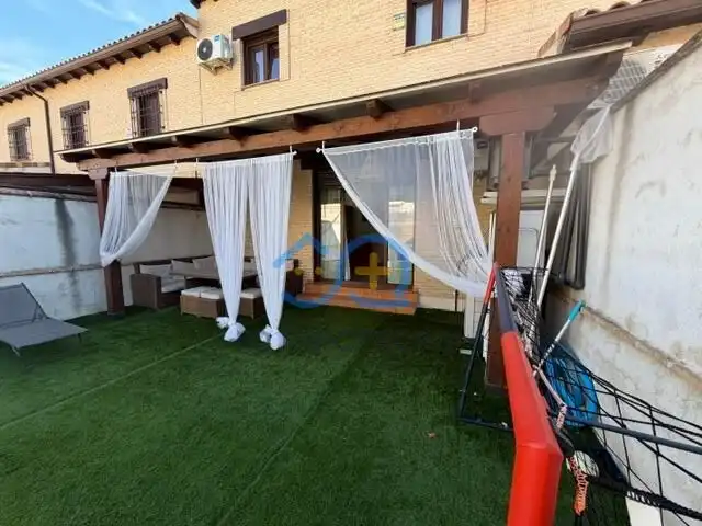 Reihenhaus mit Pool zum Verkauf in Yuncos, imagen 39