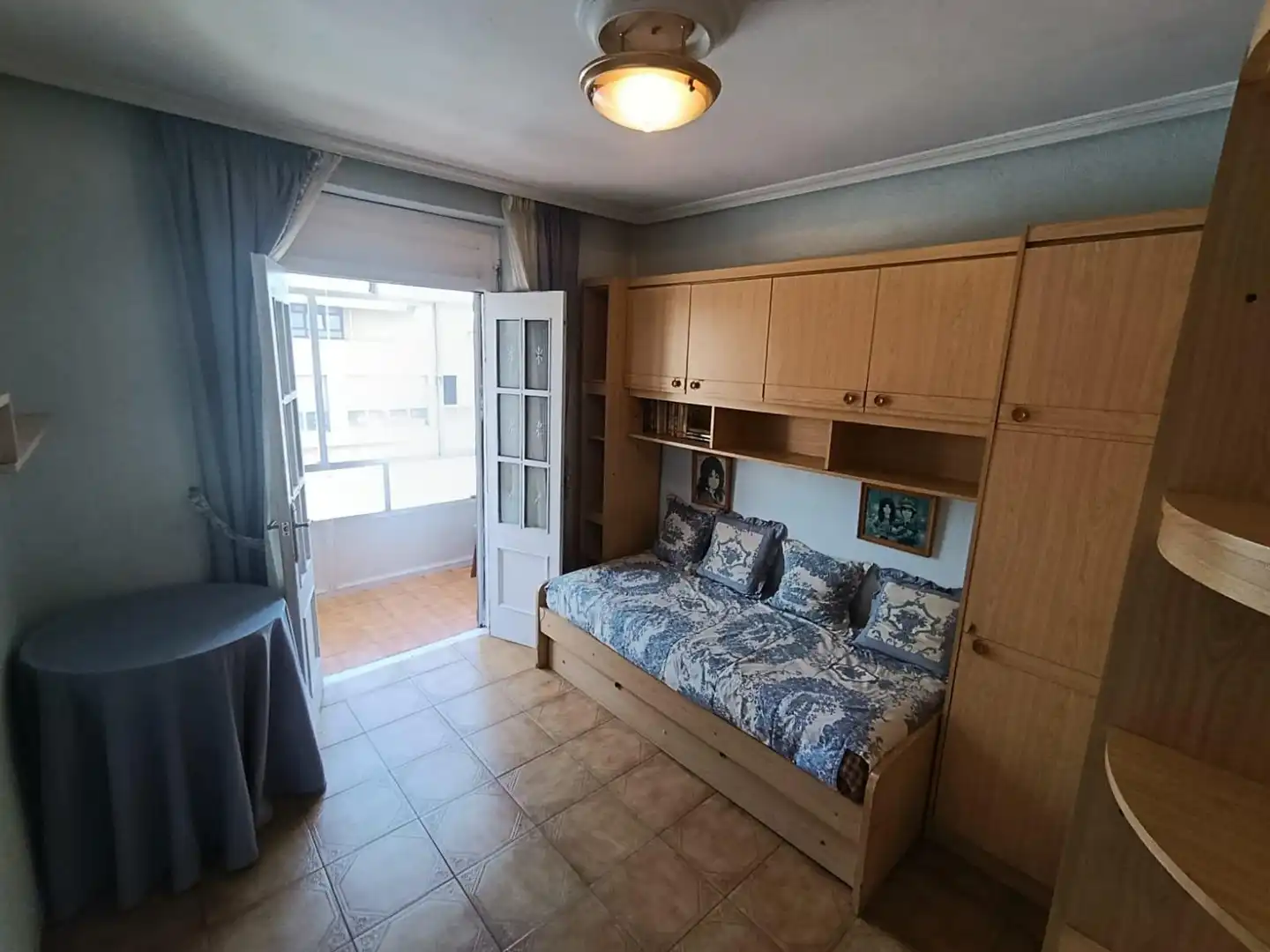 Bedroom of Flat for sale in Avilés  with Furnished