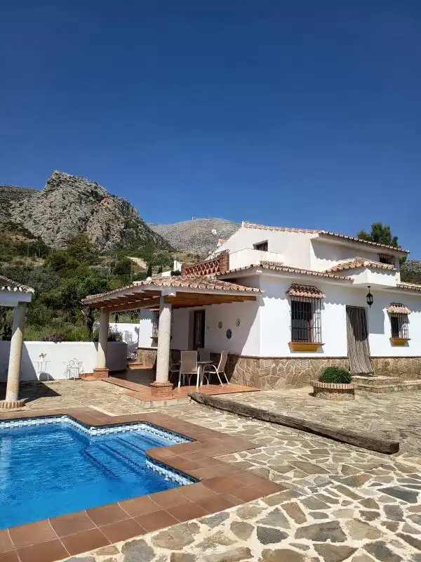Exterior view of Country homes for rent in Valle de Abdalajís  with Air Conditioner, Heating and Private garden