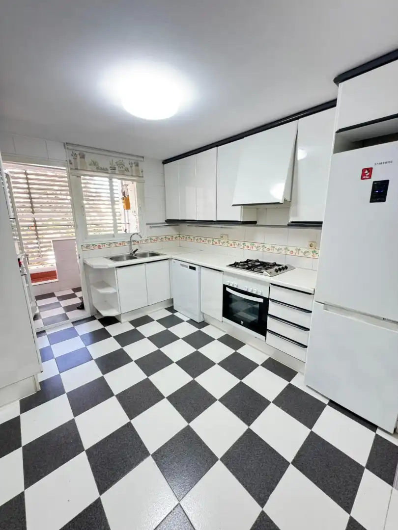 Appartamento con ascensore in affitto a Este, imagen 9
