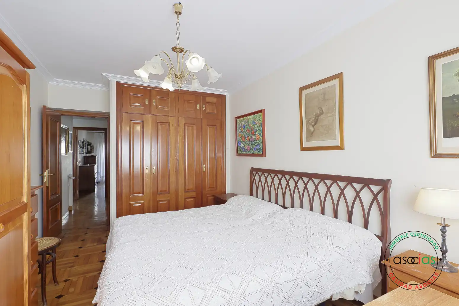 Habitación de Piso en venta en Gijón  con Calefacción, Parquet y Terraza
