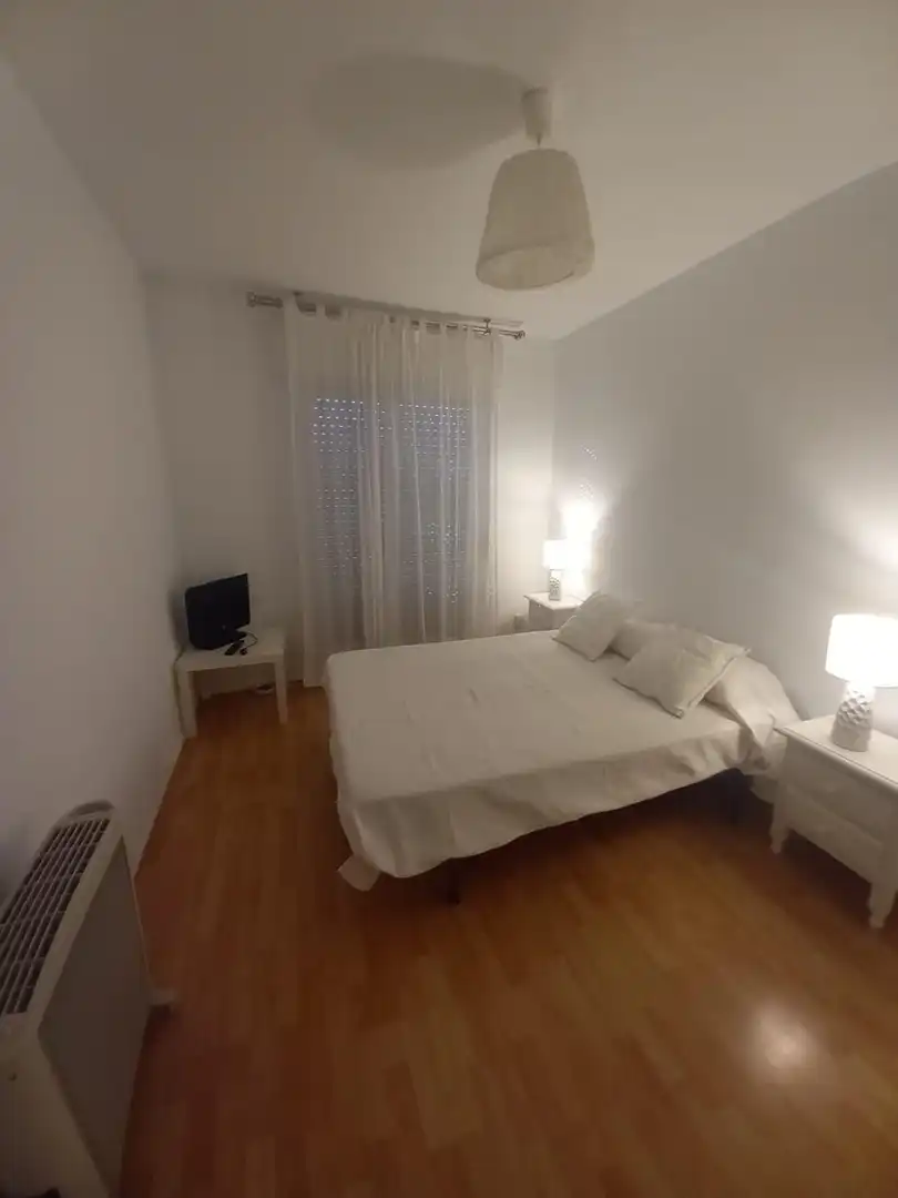 Flat for rent in Ollerías - San Cayetano