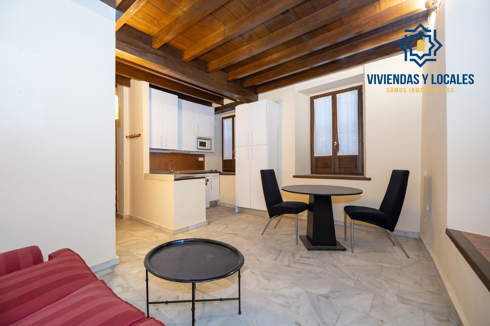 Living room of Apartment for sale in  Granada Capital