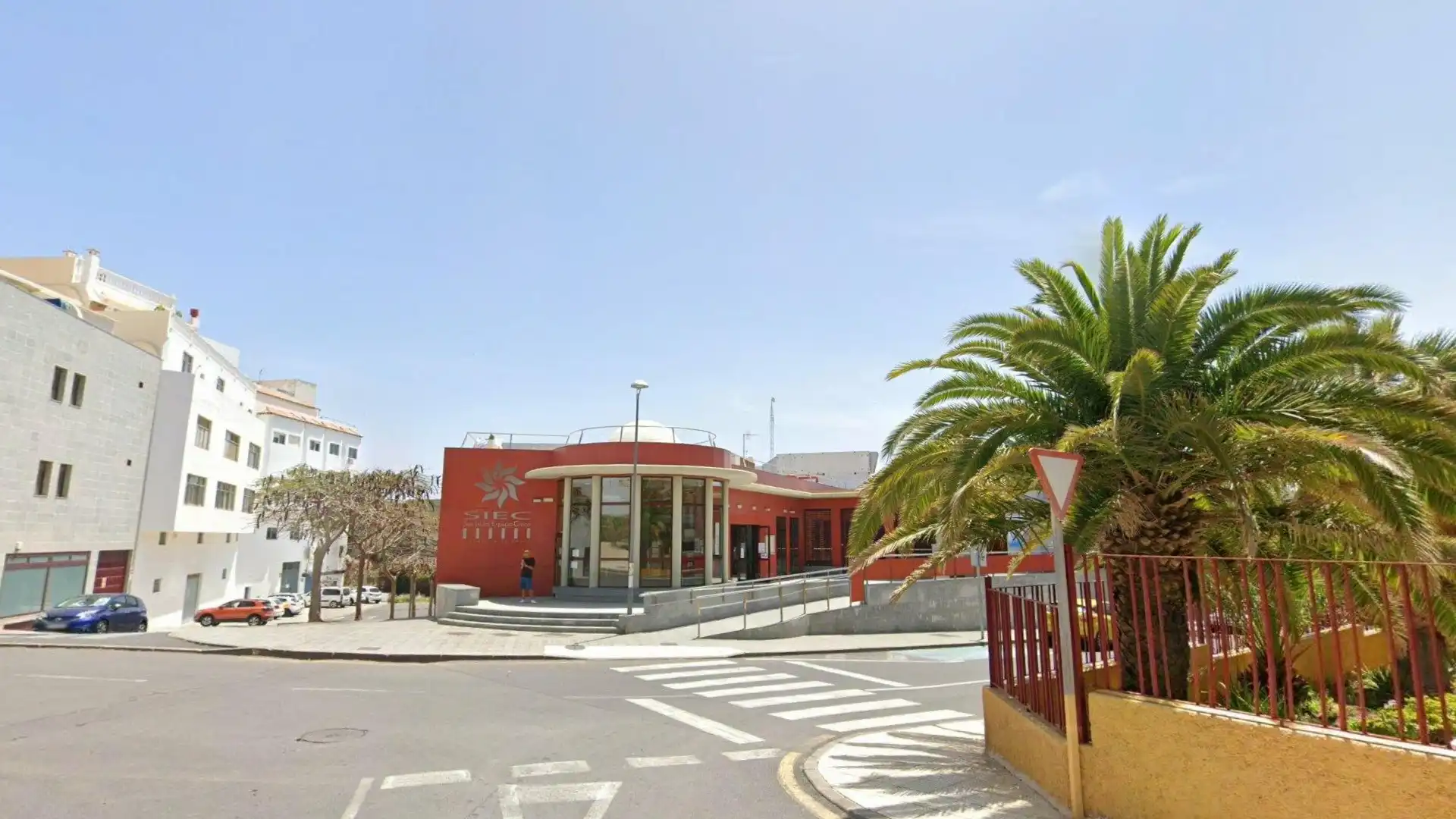 Vista exterior de Pis en venda en Granadilla de Abona amb Terrassa i Traster