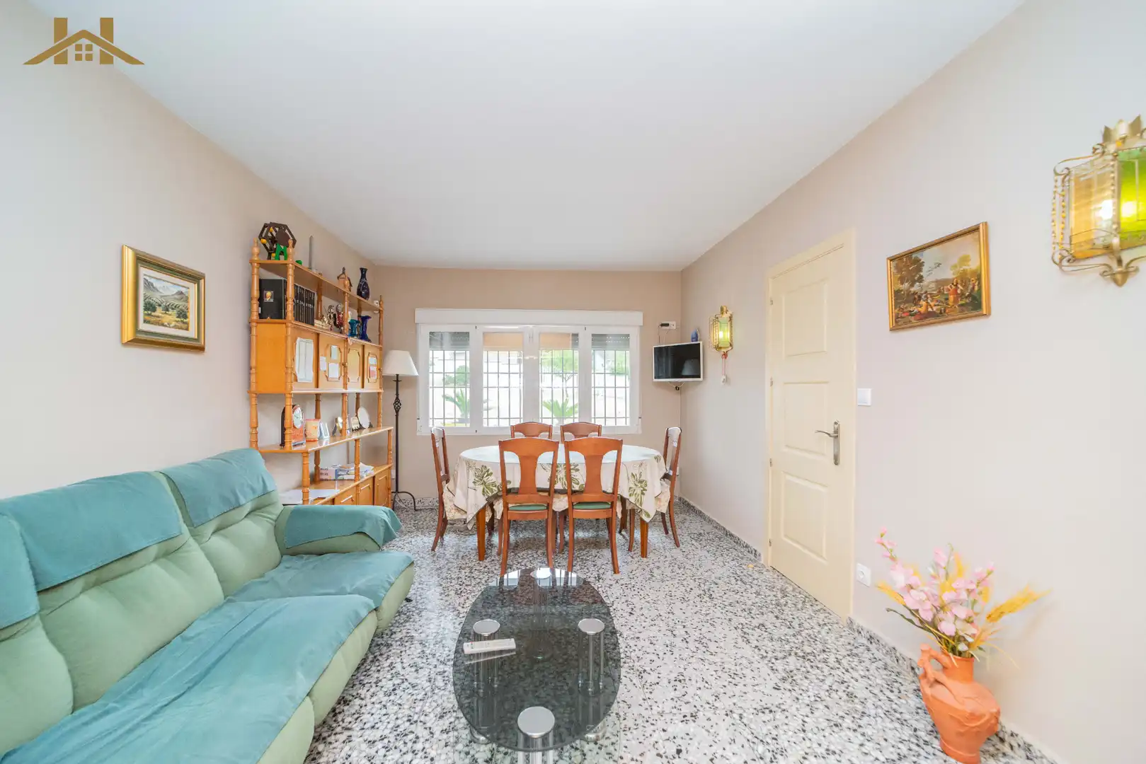 Sala de estar de Casa o chalet en venta en Aldea del Fresno con Aire acondicionado, Calefacción y Jardín privado