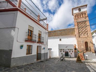 Casa con balcone in vendita a Árchez