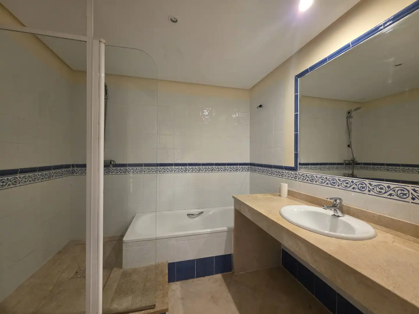 Baño de Planta baja en venta en La Alcaidesa con Aire acondicionado, Calefacción y Terraza
