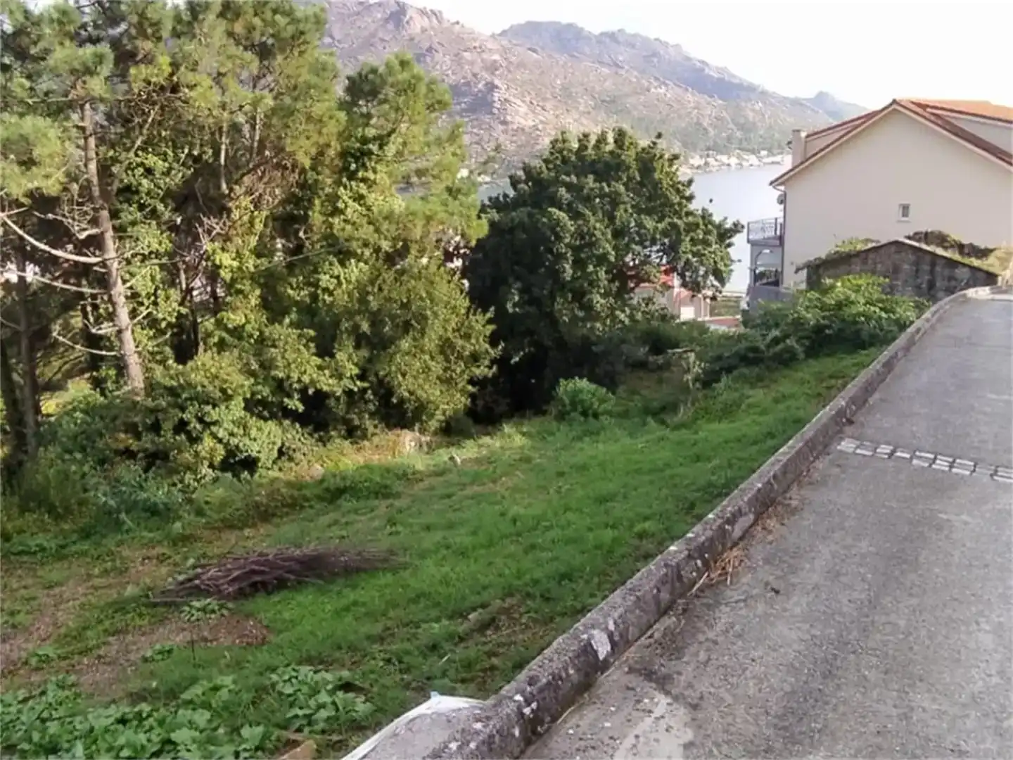 Land for sale in Dumbría