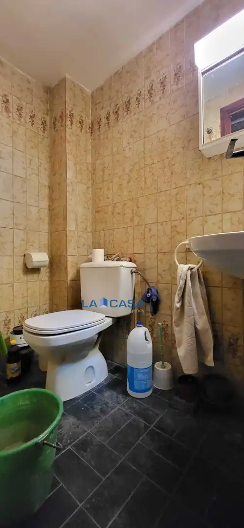 Baño de Local de alquiler en Palencia