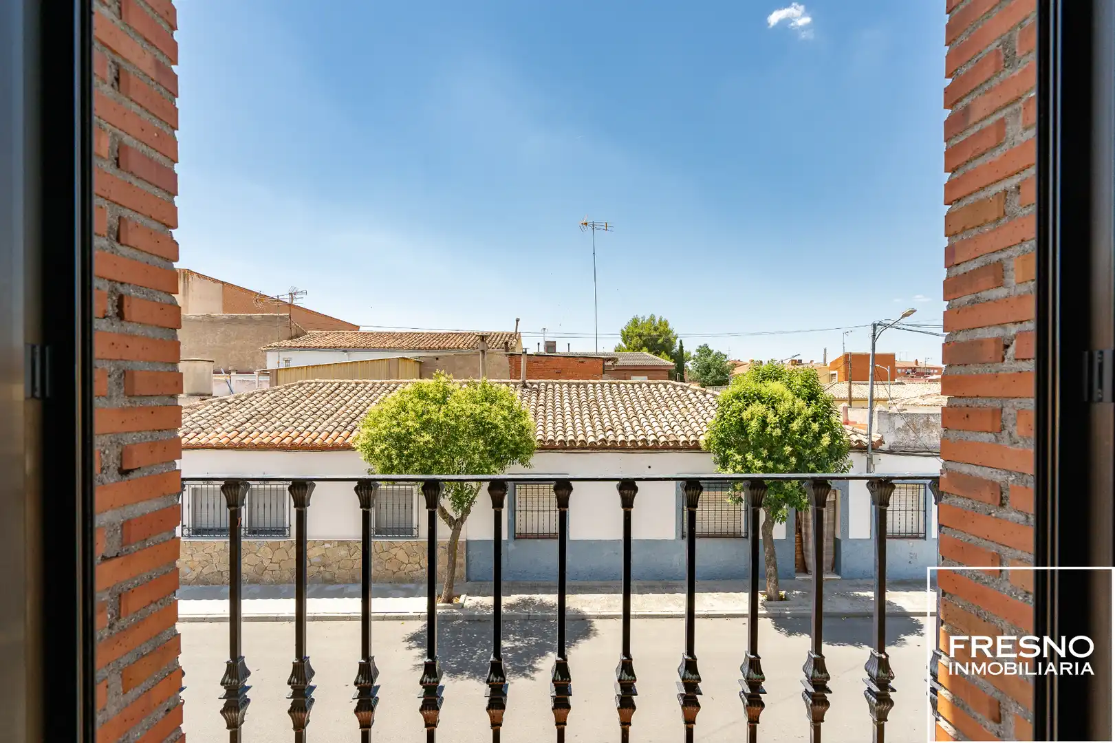 Vista exterior de Casa adosada en venta en Yepes con Aire acondicionado, Calefacción y Trastero