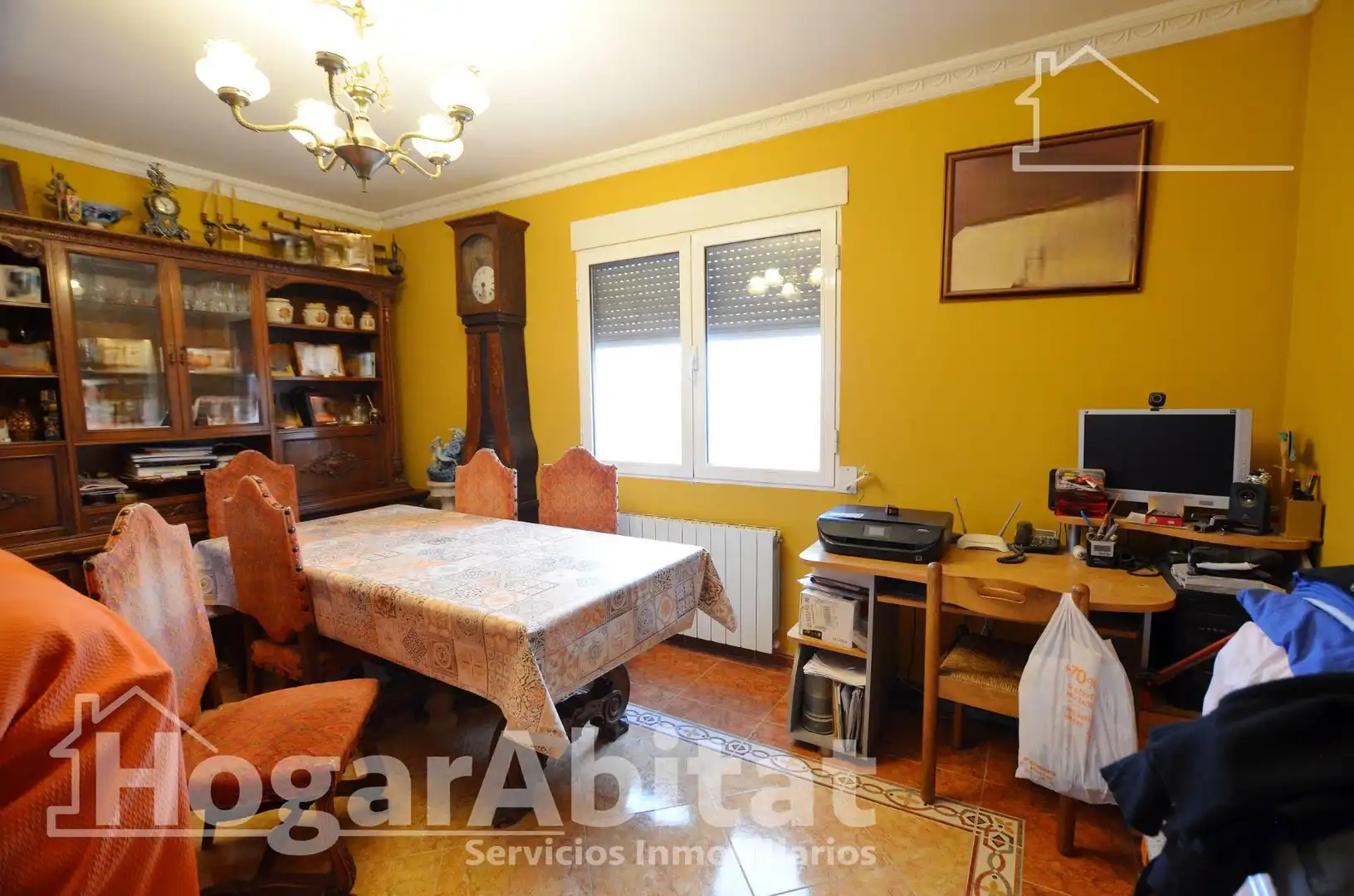 Sala de estar de Casa o chalet en venta en Alicante / Alacant con Aire acondicionado, Calefacción y Jardín privado