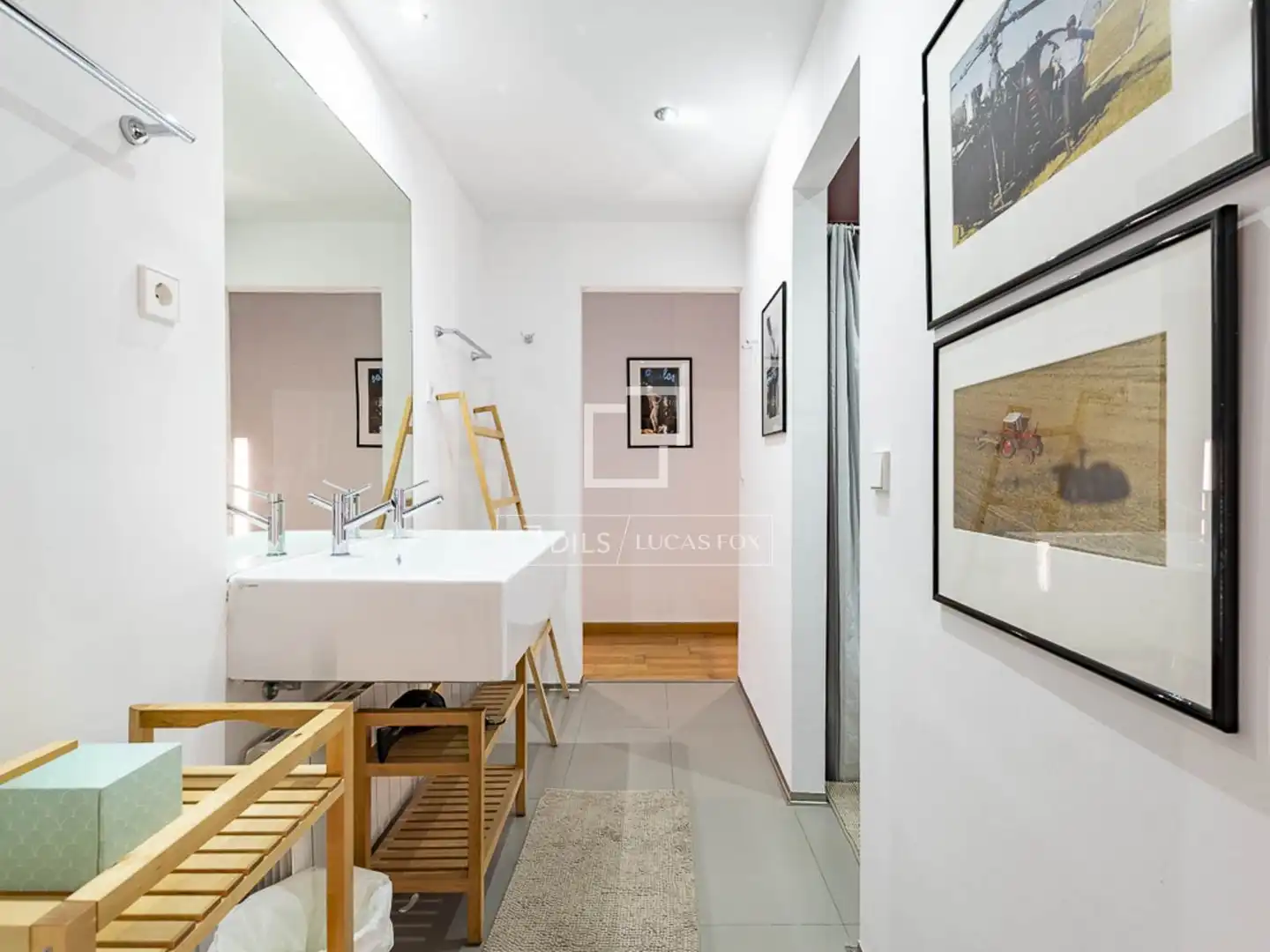 Wohnung zum Verkauf in Barcelona mit Klimaanlage, Heizung und Parkett