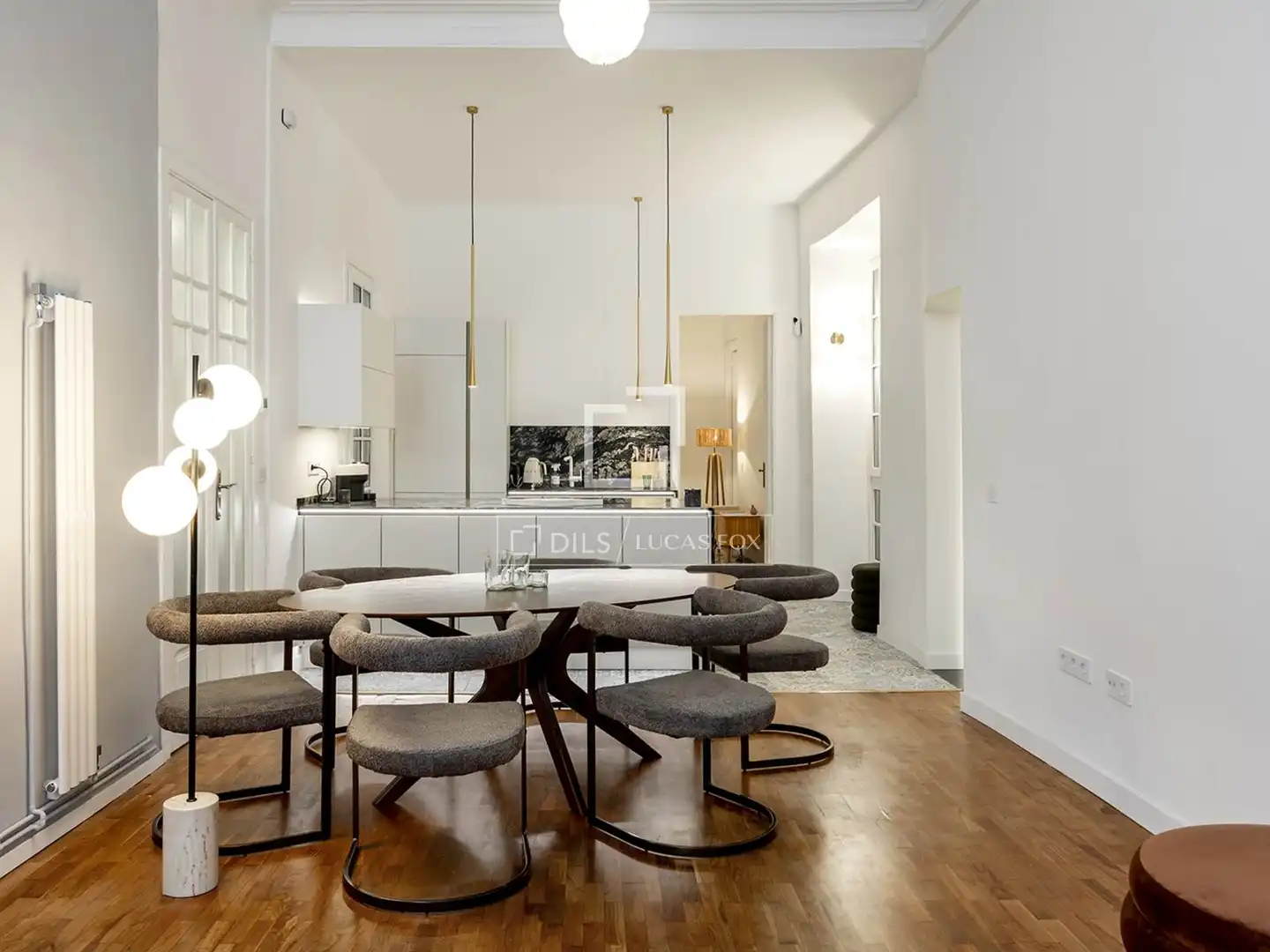 Comedor de Piso en venta en Barcelona con Aire acondicionado, Calefacción y Amueblado