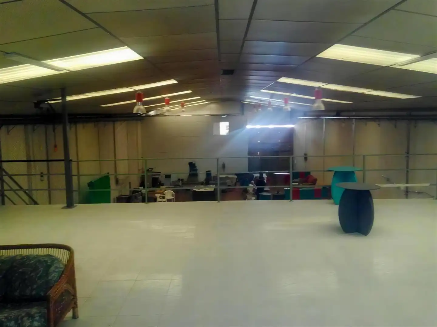 Industrial building for sale in Calle Azorin, imagen 3
