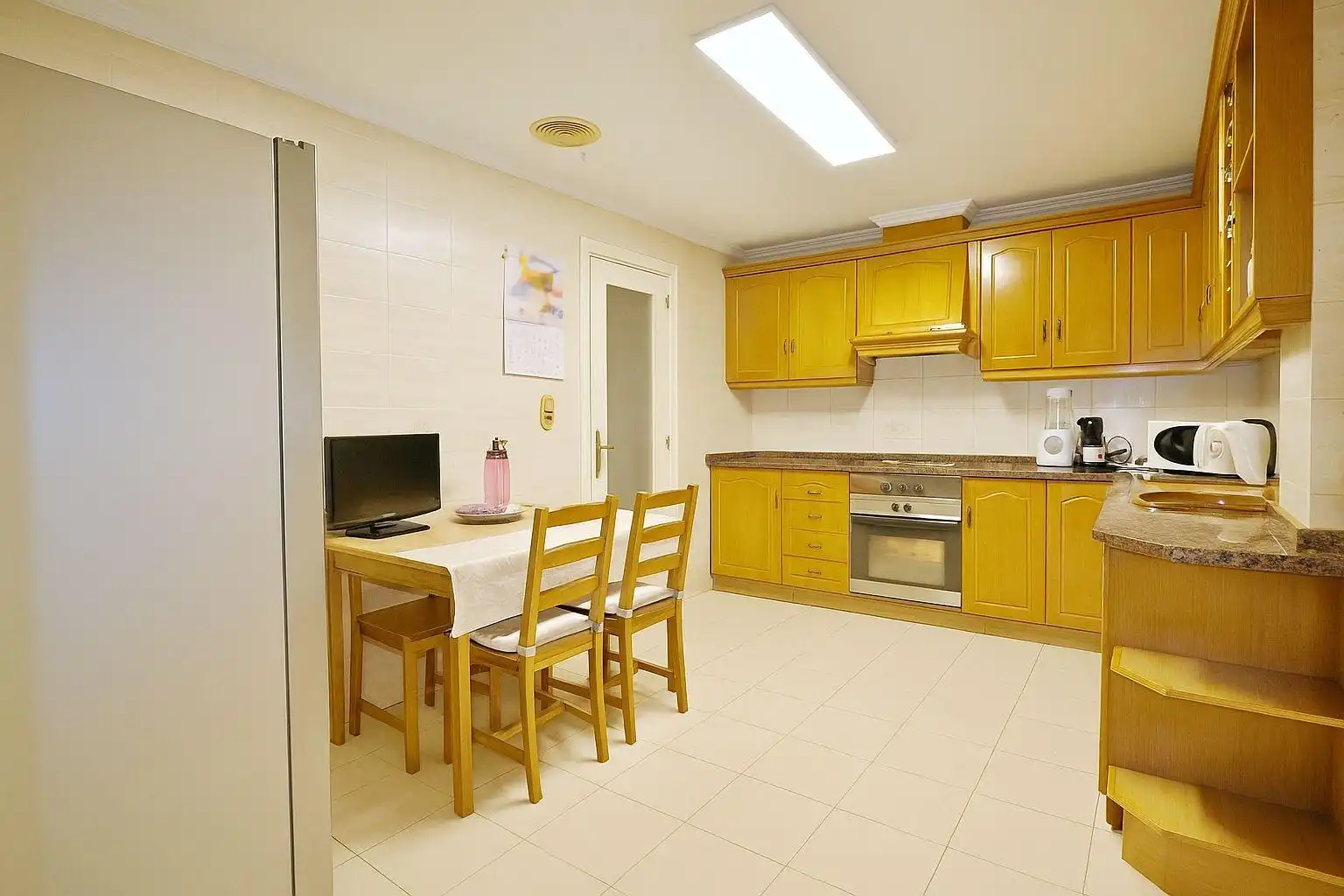 Küche von Wohnung zum Verkauf in Elche / Elx mit Klimaanlage, Heizung und Balkon