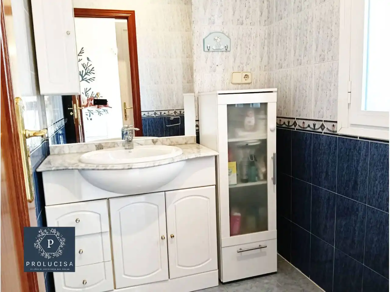 Baño de Casa o chalet en venta en Serranillos del Valle con Calefacción, Terraza y Piscina