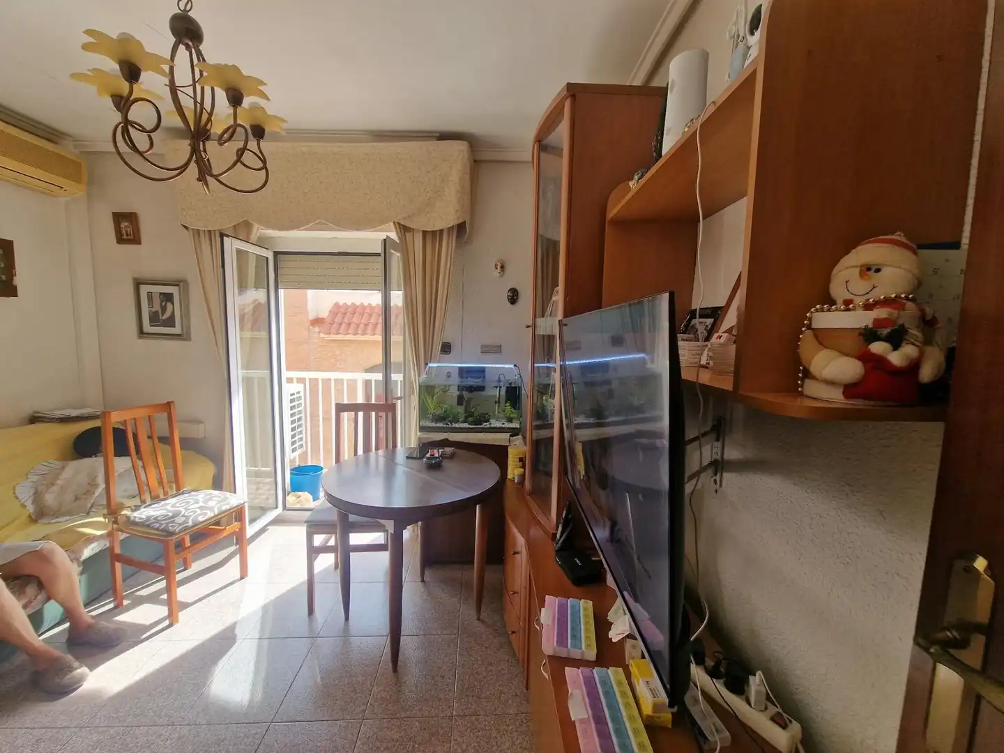 Sala d'estar de Pis en venda en Elche / Elx amb Aire condicionat, Moblat i Balcó