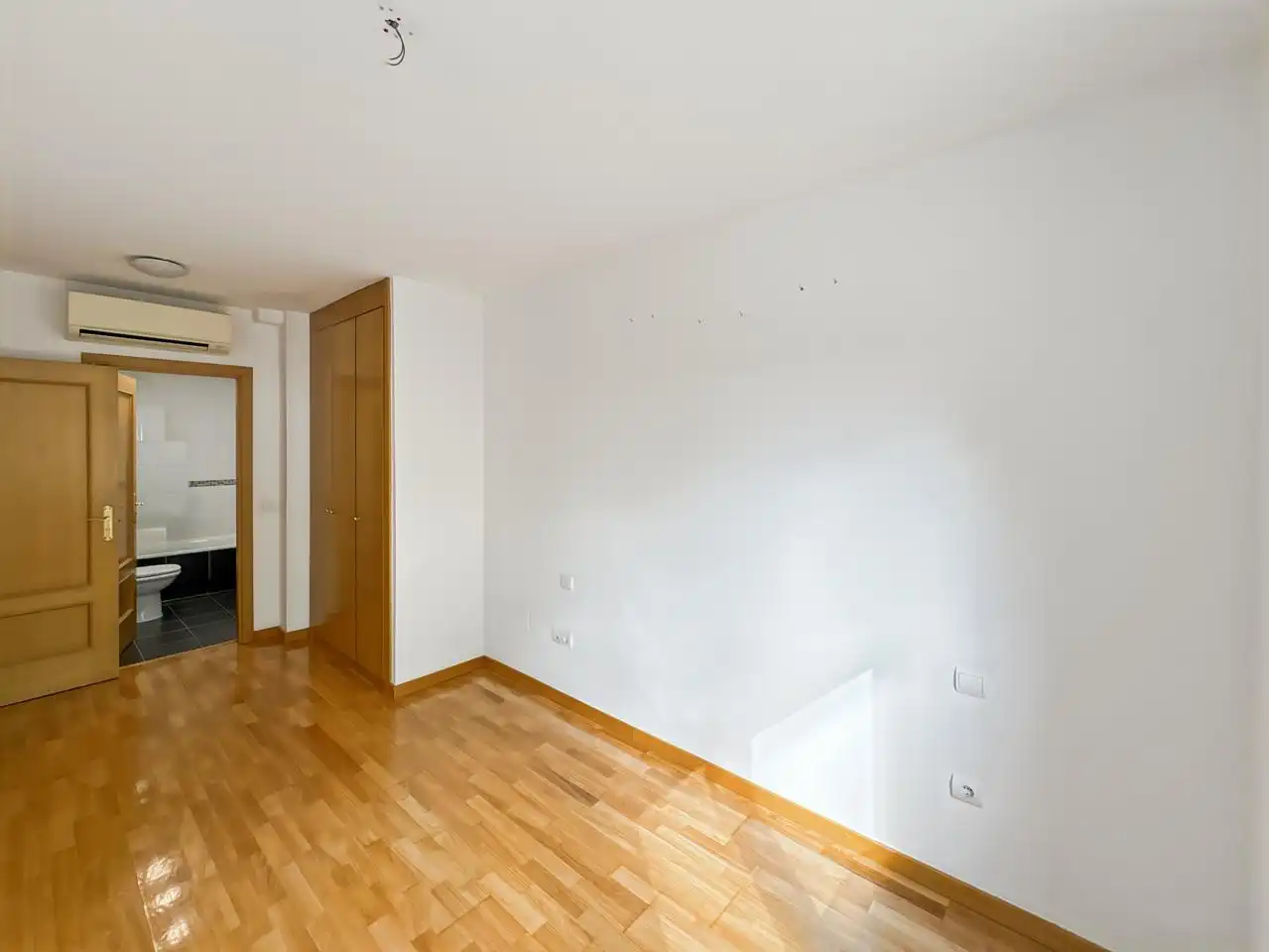 Flat with lift for sale in Calle de Bernardino de Pantorba, imagen 13