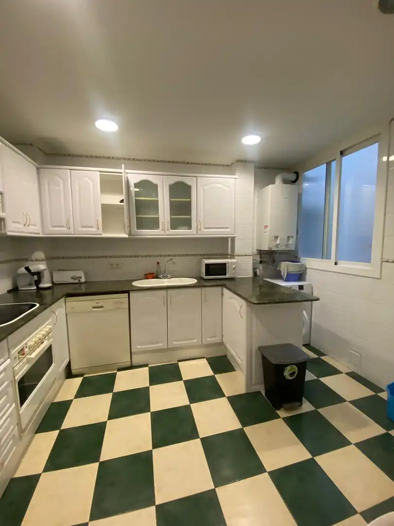 Appartamento con terrazza in vendita a Eixample Nord, imagen 4