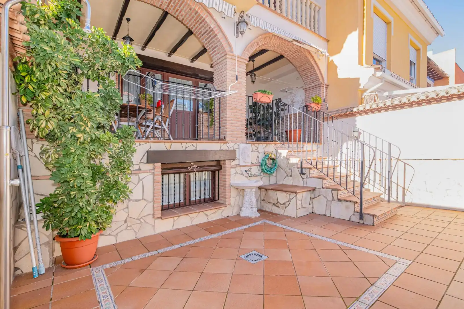 Casa adosada en venda en La Zubia amb Aire condicionat, Calefacció i Terrassa