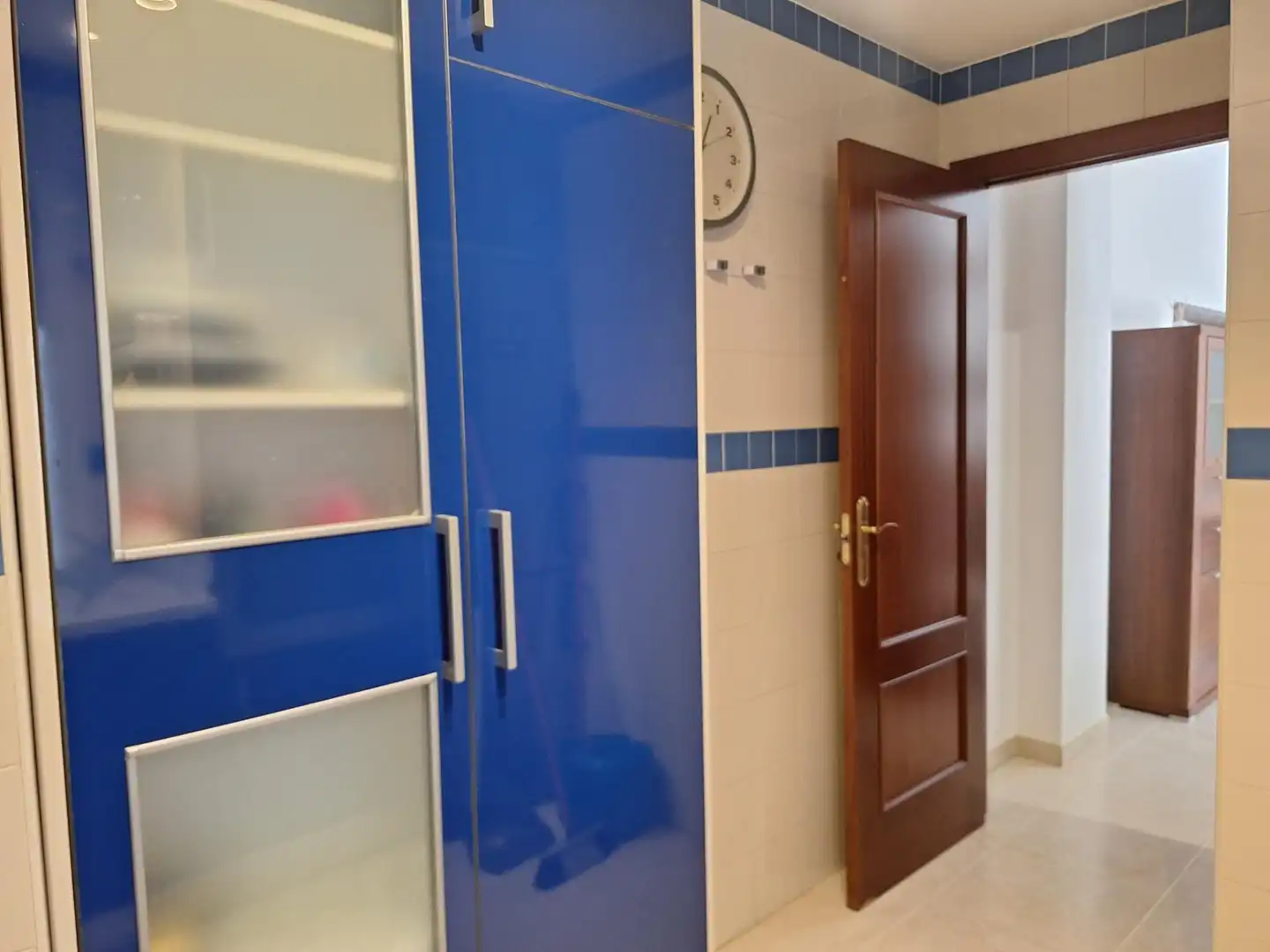 Baño de Piso de alquiler en Espartinas con Aire acondicionado