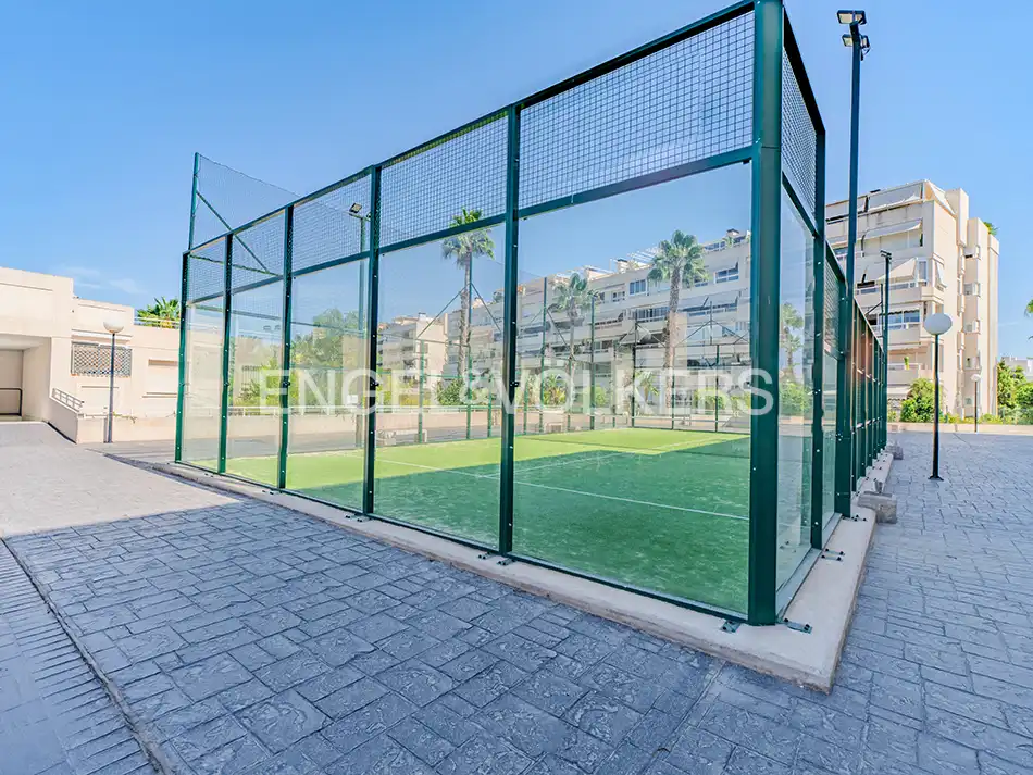 Terrassa de Apartament de lloguer en Alicante / Alacant amb Aire condicionat, Moblat i Piscina comunitària