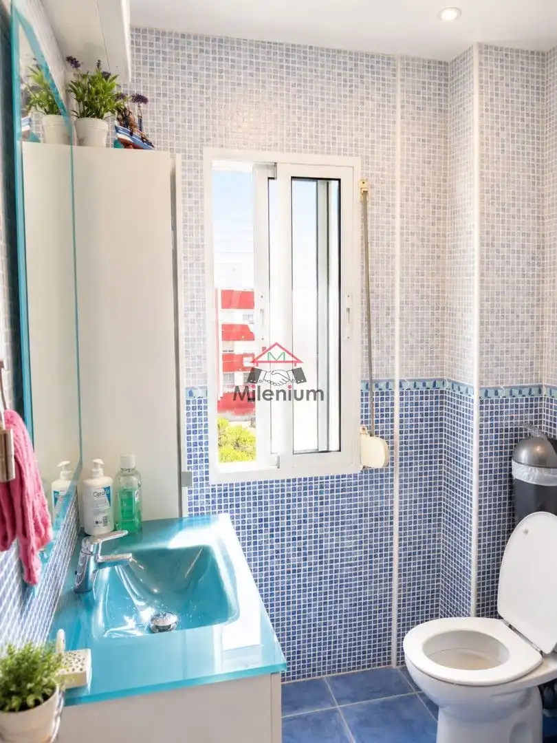 Baño de Piso en venta en Algeciras