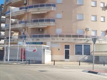 Local comercial en venda a Carrer València