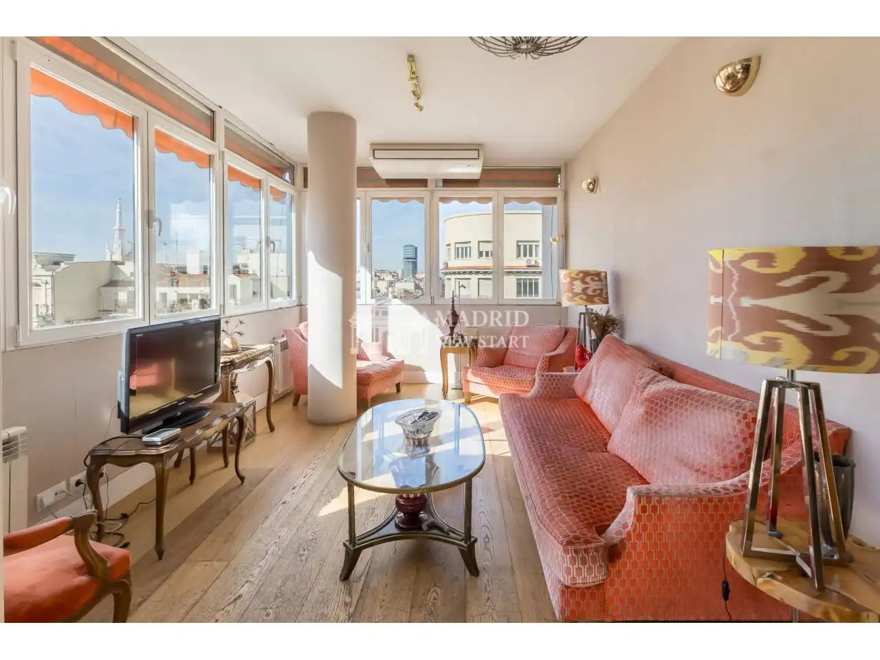 Wohnzimmer von Wohnung zum Verkauf in Madrid mit Klimaanlage und Heizung