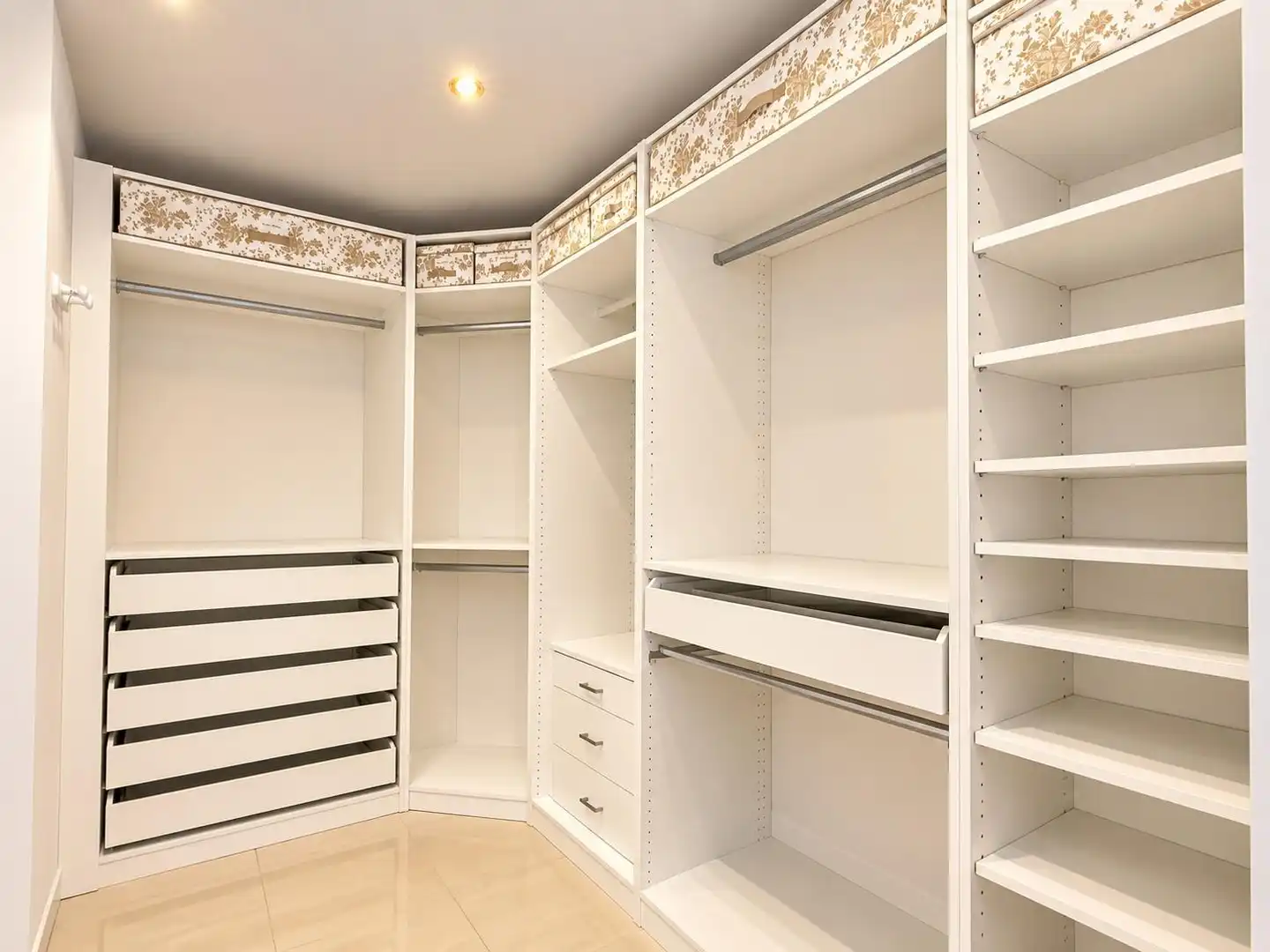 Bedroom of Houses for sale in Chiloeches, Guadalajara