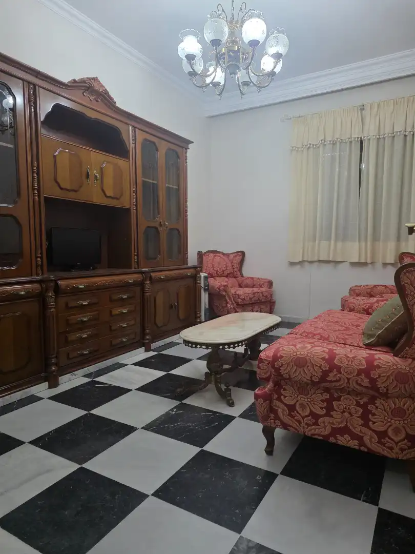 Wohnzimmer von Wohnung zur Miete in Utrera mit Möbliert