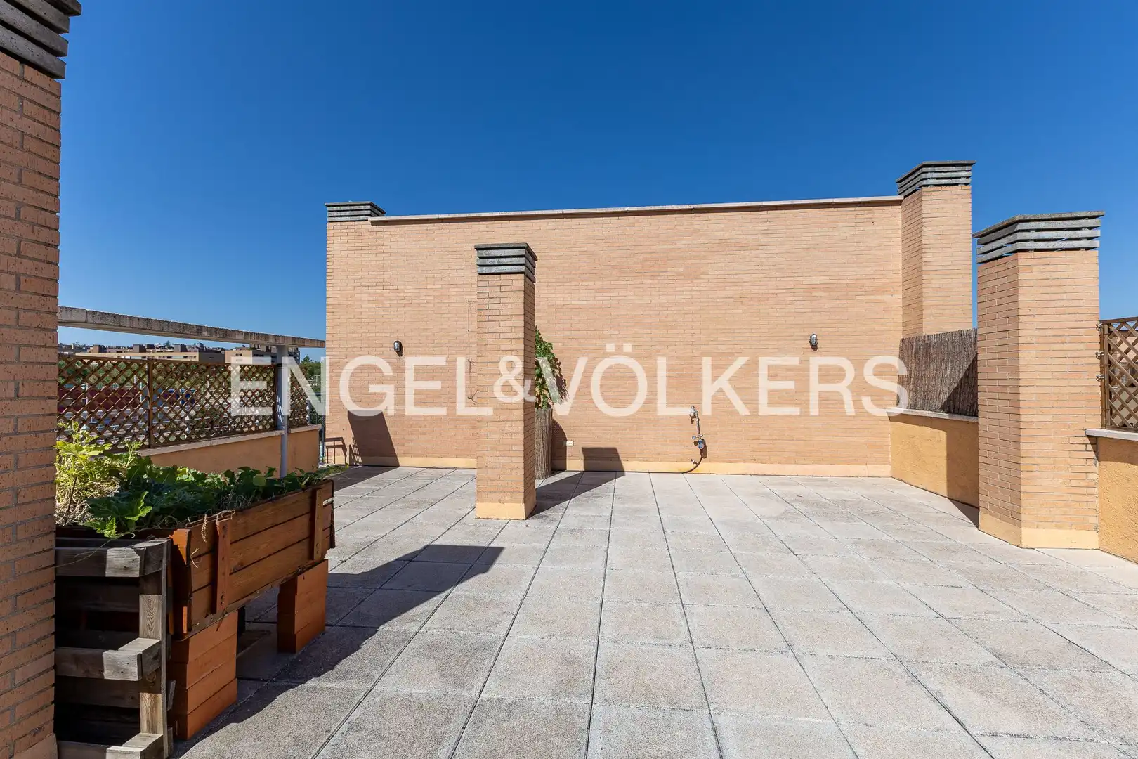 Terrassa de Dúplex de lloguer en Madrid amb Aire condicionat, Calefacció i Terrassa