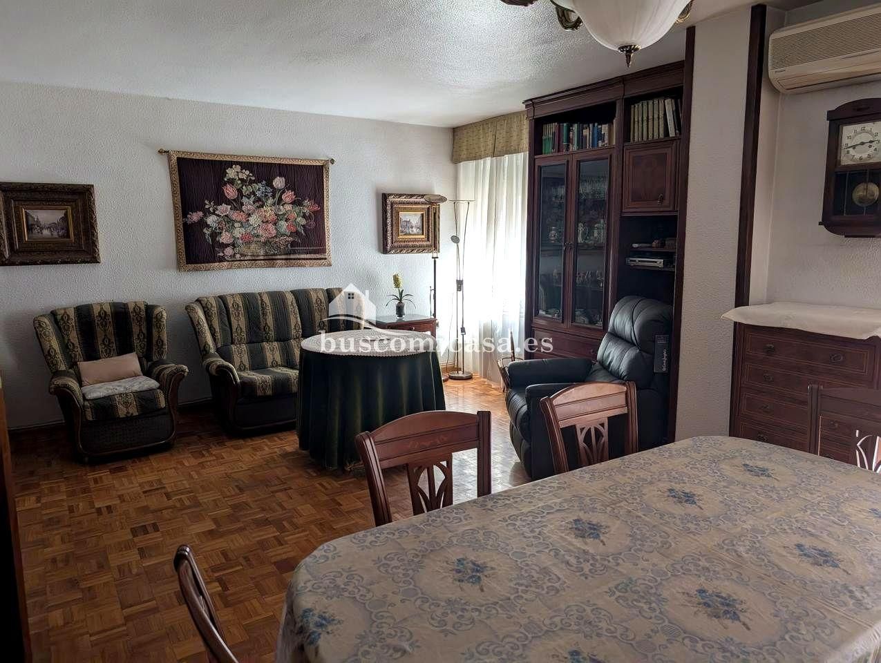 Sala d'estar de Pis en venda en  Jaén Capital amb Aire condicionat, Calefacció i Terrassa