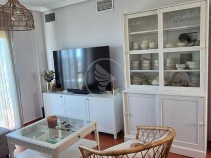 Sala d'estar de Pis en venda en Linares amb Aire condicionat i Terrassa