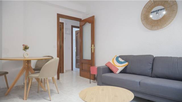 Piso en Alquiler en Almendrales