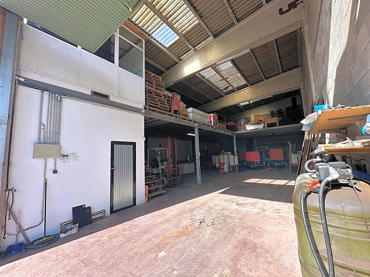 Industrial buildings for sale in Campoo de Enmedio