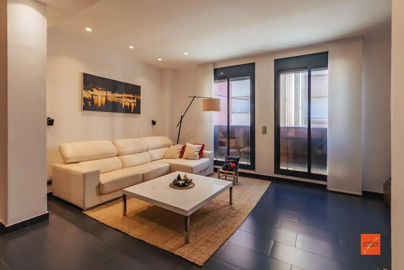 Sala de estar de Casa adosada en venta en Tortosa con Calefacción y Terraza