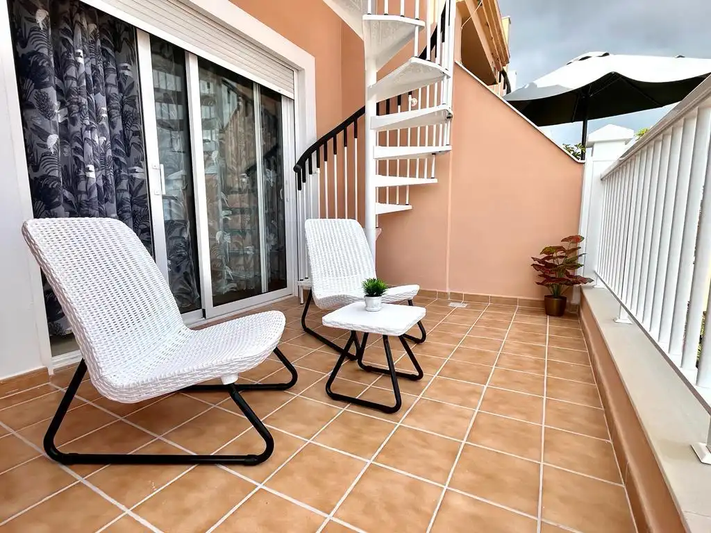 Terrace of Attic for rent in Chayofa