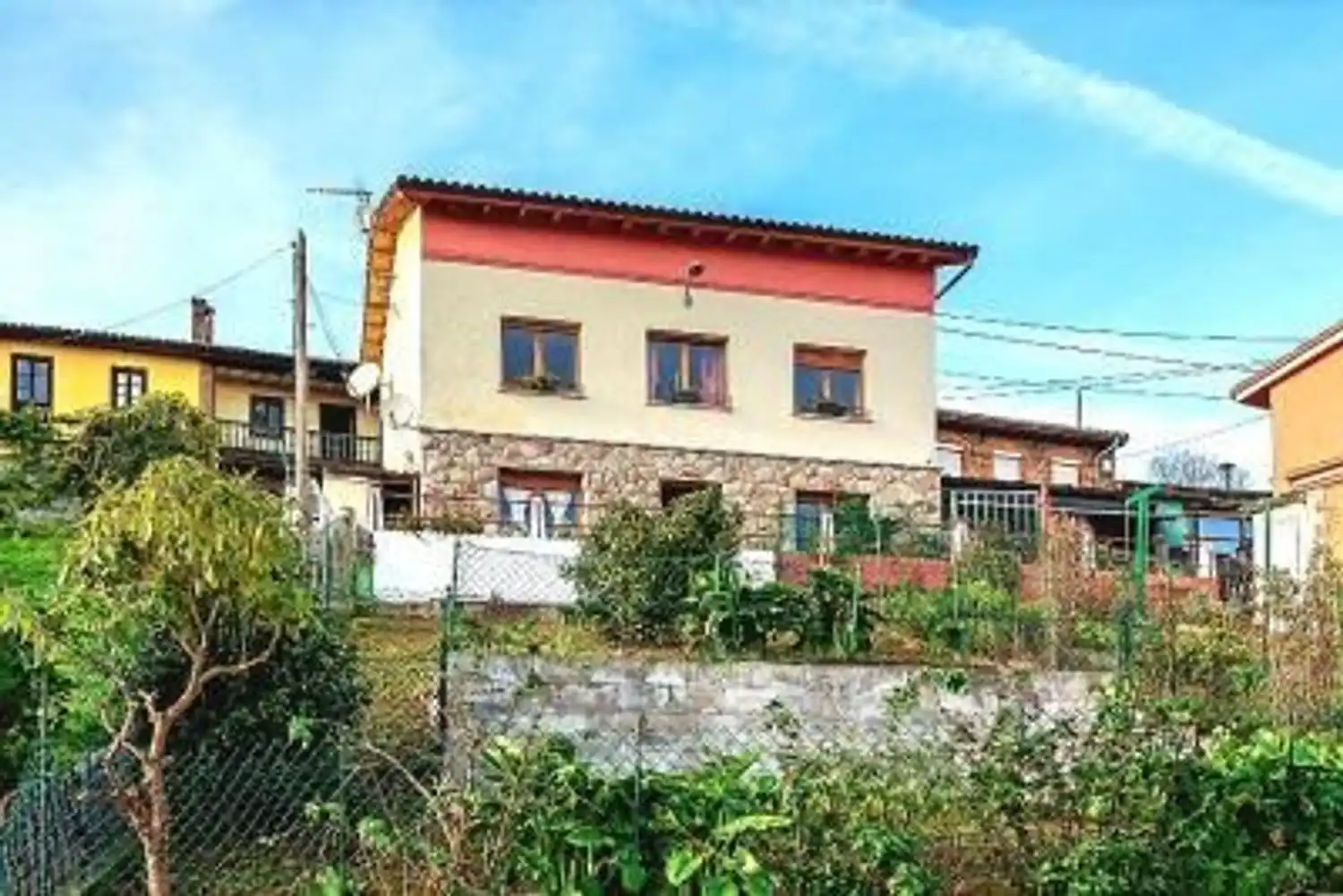 Exterior view of Houses for sale in Bimenes  with Heating, Private garden and Parquet flooring