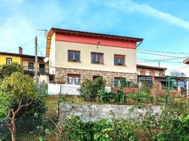 Haus mit Garten zum Verkauf in La Baragaña (Suares)
