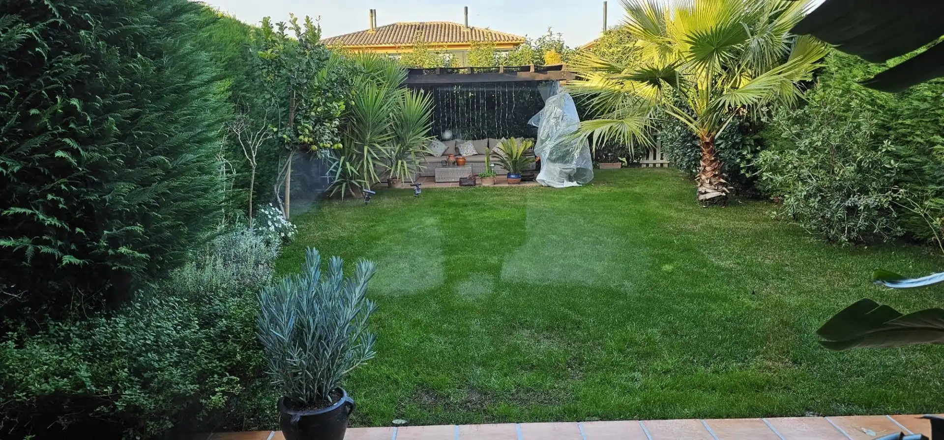 Jardí de Casa adosada en venda en Navata amb Aire condicionat, Calefacció i Traster