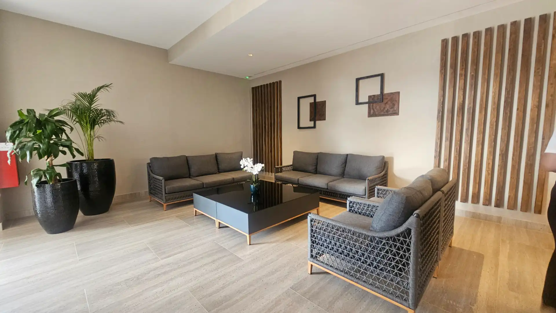Sala d'estar de Pis en venda en Marbella amb Aire condicionat, Calefacció i Parquet